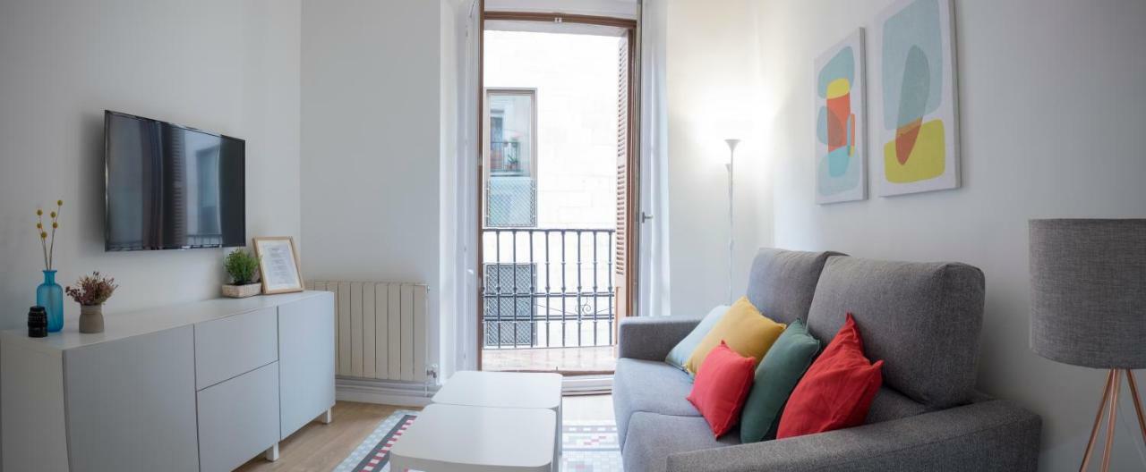 El Mirador De La Cuesta De Santo Domingo Apartman Pamplona Kültér fotó