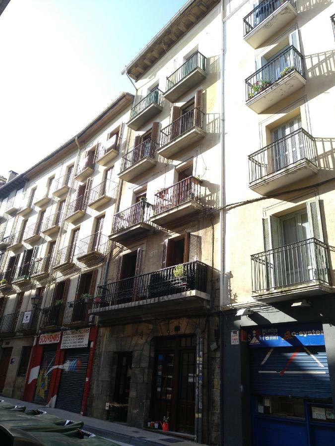 El Mirador De La Cuesta De Santo Domingo Apartman Pamplona Kültér fotó