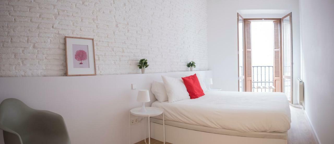 El Mirador De La Cuesta De Santo Domingo Apartman Pamplona Kültér fotó