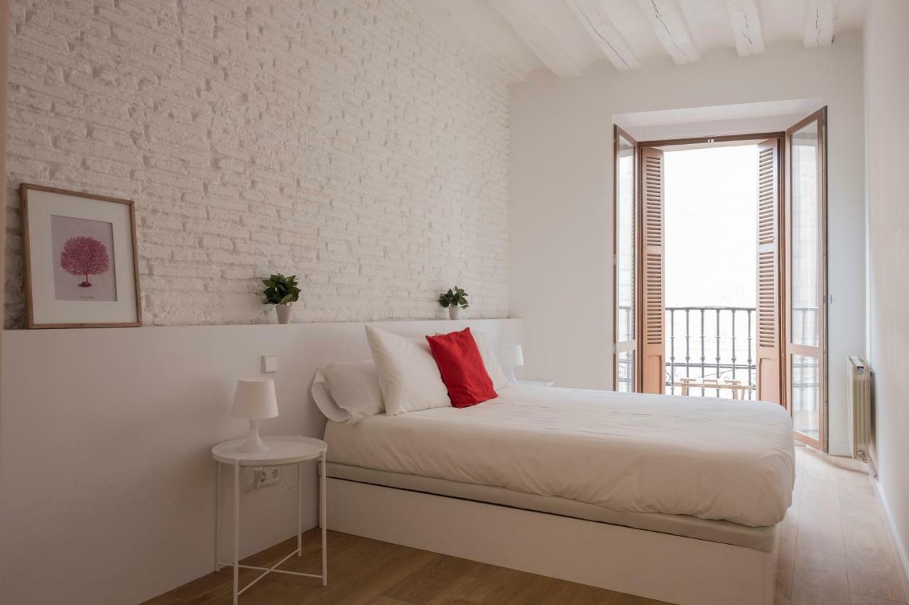 El Mirador De La Cuesta De Santo Domingo Apartman Pamplona Kültér fotó